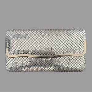 Vintage Metal Mesh Clutch Bag with Chain Strap